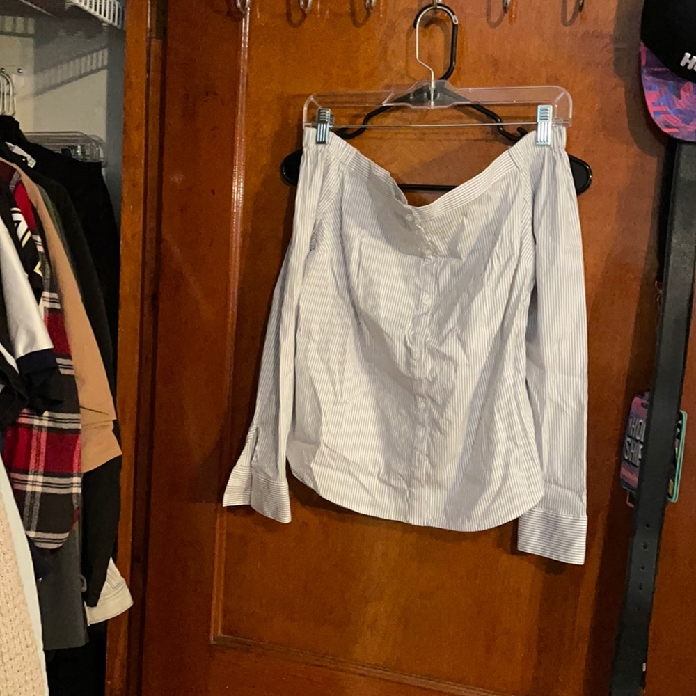 EXPRESS off the shoulder pin striped shirt